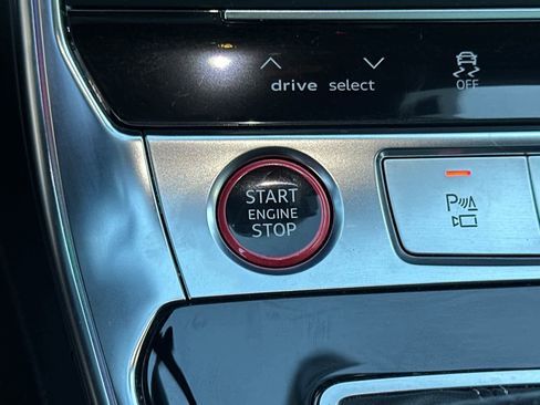 Used 2021 Audi RS 7 Sportback w/ RS 7 Executive Package image 22