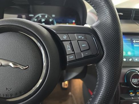 Used 2024 Jaguar F-TYPE R AWD/4WD image 20