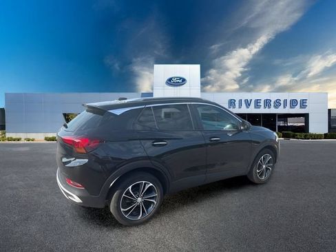 Used 2023 Buick Encore GX Select FWD image 3