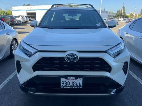 Certified 2022 Toyota RAV4 SE w/ Convenience Package AWD/4WD image 2