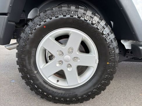 Used 2016 Jeep Wrangler Unlimited Sport w/ Quick Order Package 24S image 12