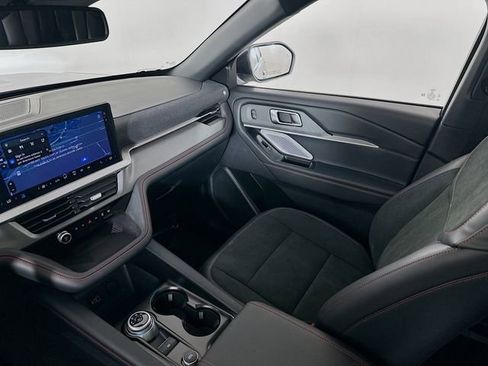 New 2026 Ford Explorer ST image 25