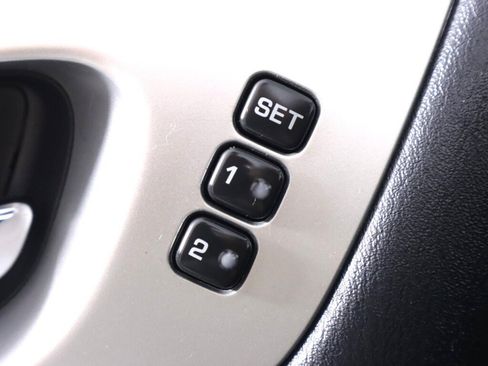 Used 2020 Nissan Pathfinder Platinum AWD/4WD image 33