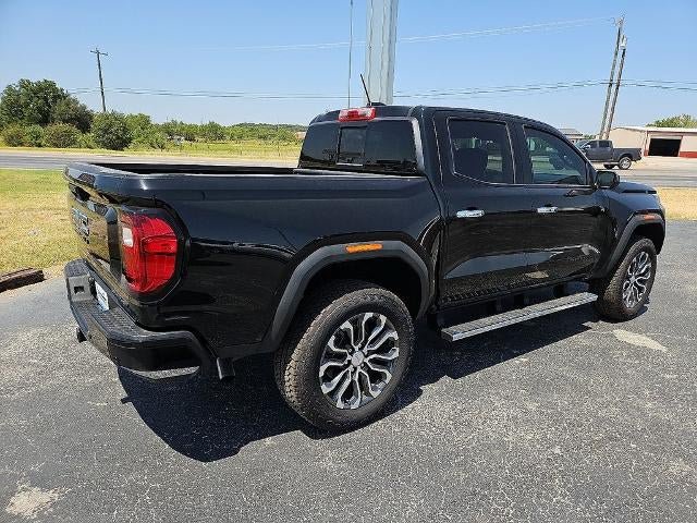 Used 2026 GMC Canyon Denali w/ LPO, Black Badging Package AWD/4WD image 8