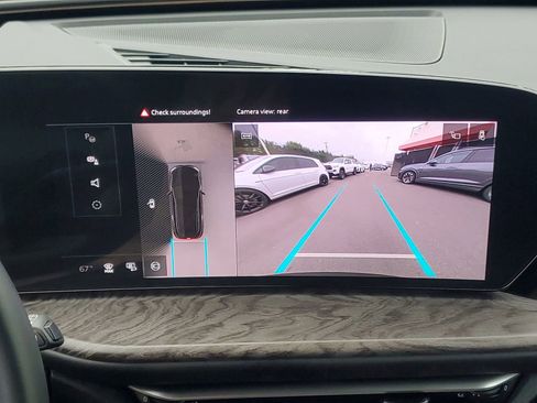 Used 2025 Audi Q5 Premium w/ Convenience Package image 29