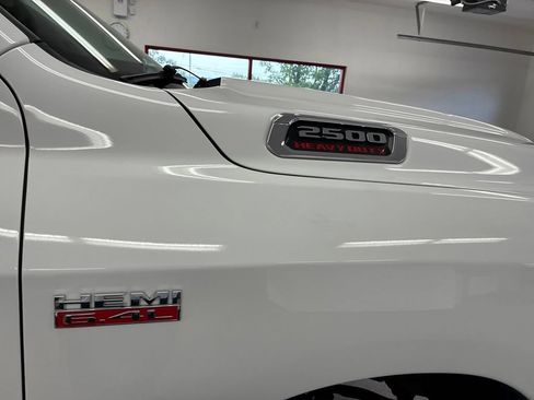 Certified 2022 RAM 2500 Tradesman AWD/4WD image 40