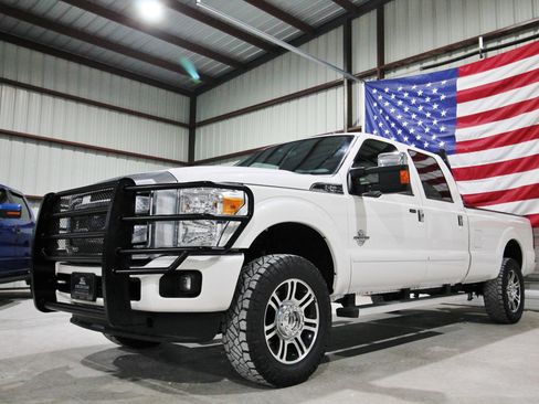 Used 2015 Ford F350 Platinum AWD/4WD image 3