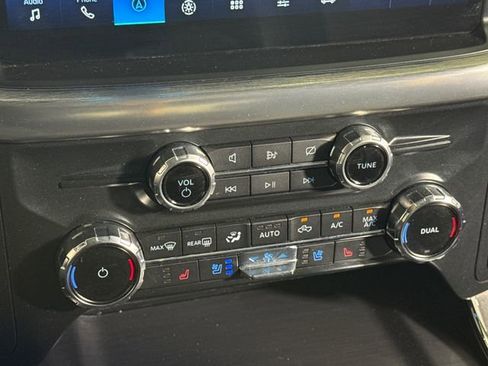 Used 2022 Ford F150 Lariat AWD/4WD image 36