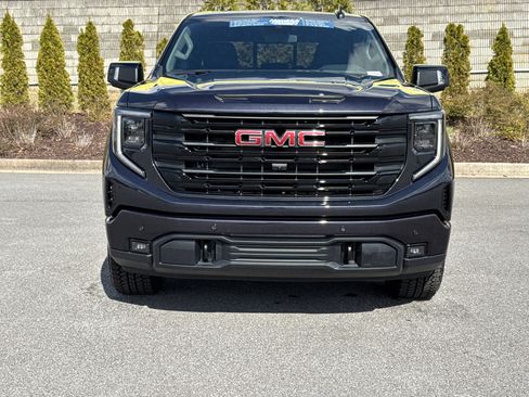 Used 2026 GMC Sierra 1500 Elevation w/ Elevation Premium Package image 3