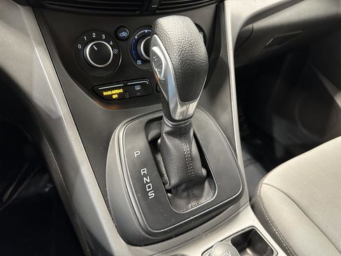Used 2015 Ford Escape SE image 24