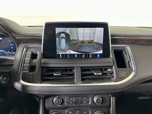 Used 2022 Chevrolet Tahoe LT w/ Luxury Package image 13