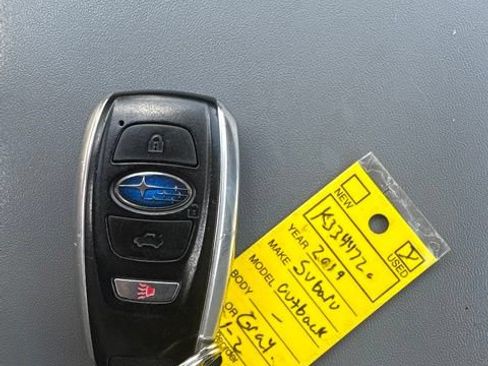 Used 2019 Subaru Outback 3.6R Limited AWD/4WD image 16