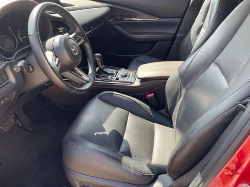 Used 2022 MAZDA CX-30 AWD 2.5 S w/ Premium Package image 9