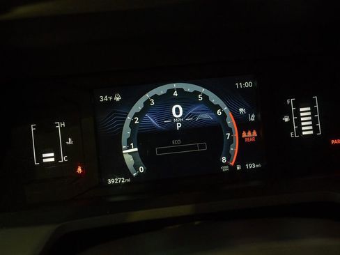 Certified 2024 Toyota Tacoma SR5 image 15