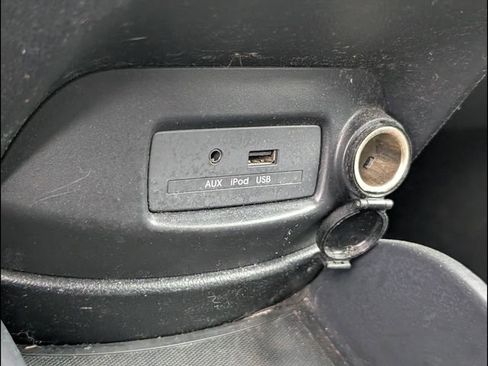 Used 2013 Kia Soul FWD image 14