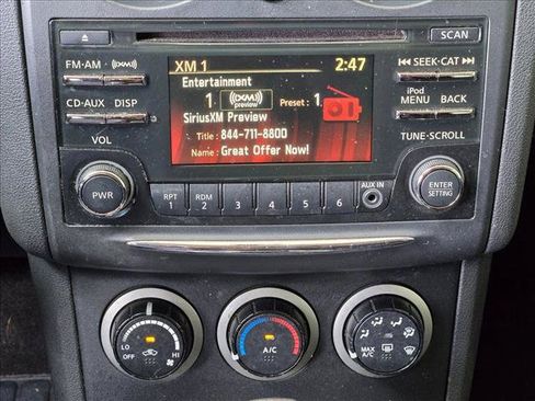 Used 2014 Nissan Rogue S w/ Convenience Package FWD image 13