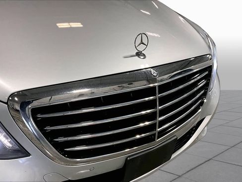 Used 2016 Mercedes-Benz S 550 4MATIC Sedan image 44