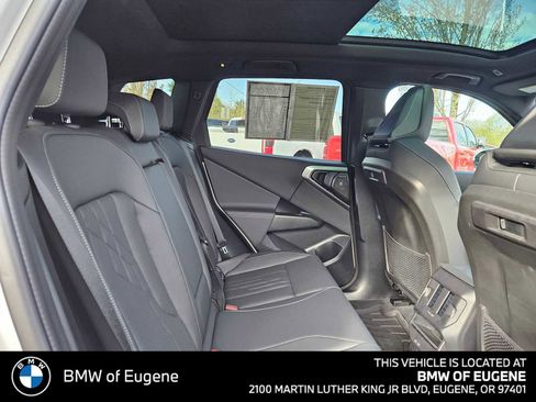 Used 2025 BMW X3 xDrive30 w/ M Sport Package AWD/4WD image 16