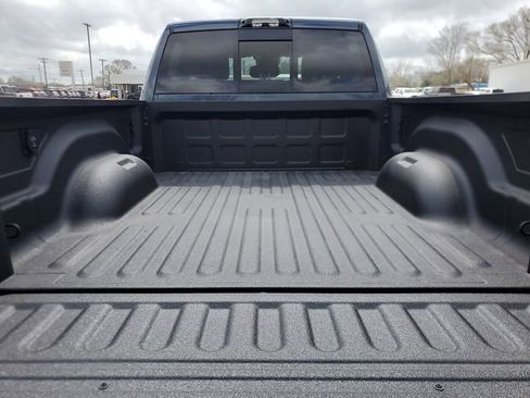 New 2026 RAM 2500 Laramie AWD/4WD image 7