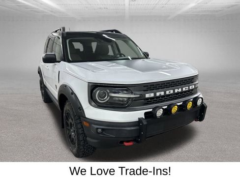 Used 2021 Ford Bronco Sport Badlands w/ Badlands Package AWD/4WD image 3