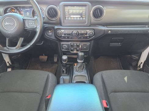 Used 2022 Jeep Wrangler Unlimited Sport AWD/4WD image 17