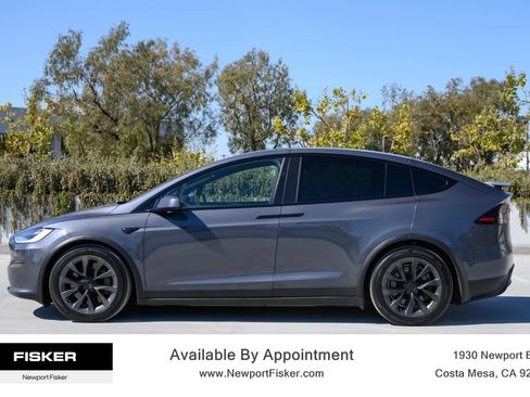 Used 2022 Tesla Model X AWD/4WD image 2