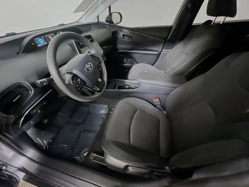 Used 2022 Toyota Prius L Eco image 15