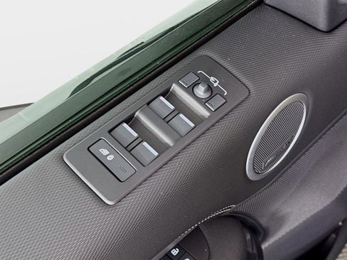 New 2026 Land Rover Discovery Limited Edition image 20