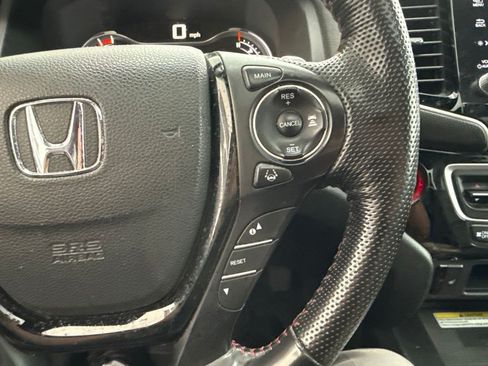 Used 2023 Honda Ridgeline Black Edition image 17