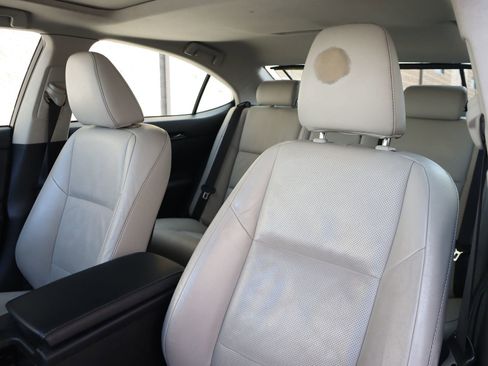 Used 2014 Lexus ES 350 image 30