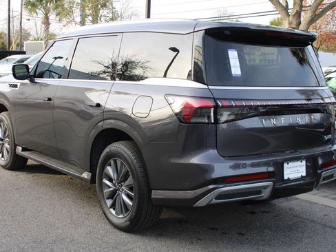 Certified 2025 INFINITI QX80 Pure image 8