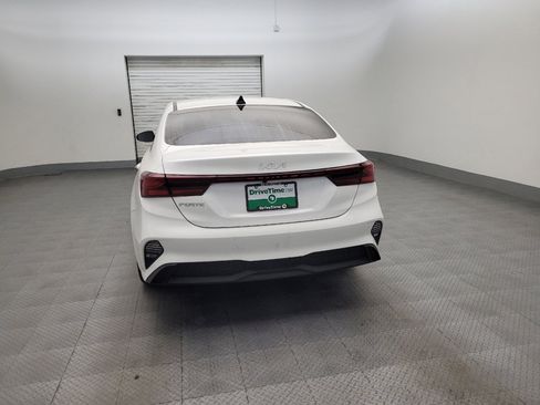 Used 2023 Kia Forte LXS FWD image 5
