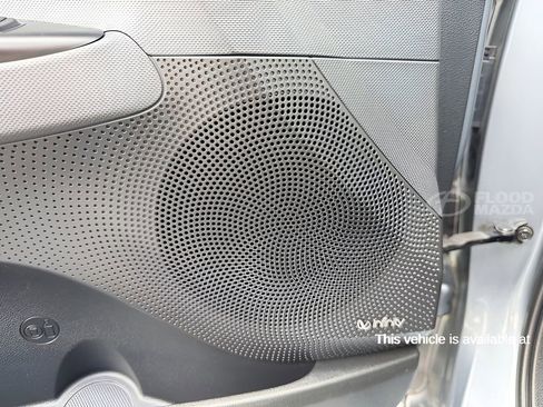 Used 2019 Hyundai Veloster Turbo image 25