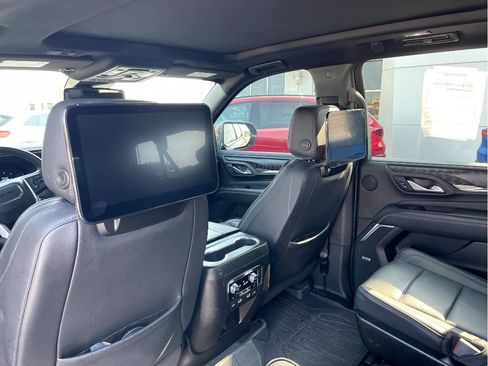 Used 2023 GMC Yukon XL Denali w/ LPO, Floor Liner Package AWD/4WD image 11