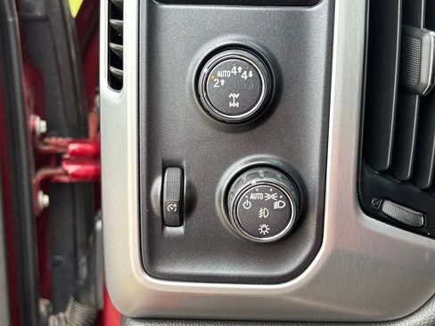 Used 2018 GMC Sierra 1500 SLT w/ Texas SLT Premium Package AWD/4WD image 24