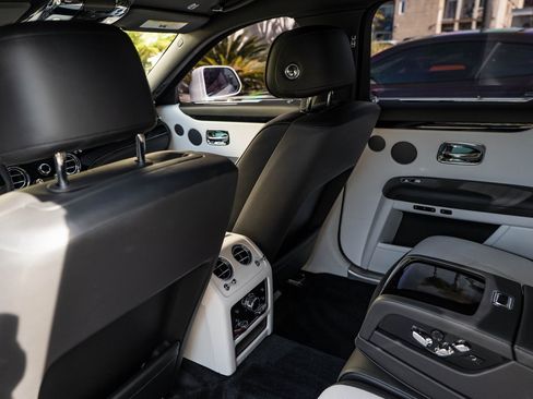 Certified 2022 Rolls-Royce Ghost image 29