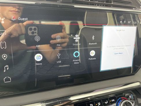 Used 2024 GMC Sierra 2500 AT4X image 13