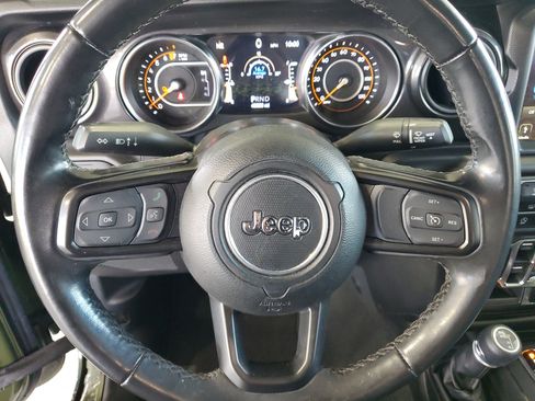 Used 2022 Jeep Gladiator Sport AWD/4WD image 23