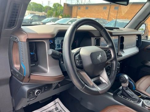 Certified 2023 Ford Bronco Outer Banks AWD/4WD image 7