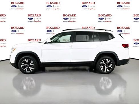 Used 2024 Volkswagen Atlas SE image 5