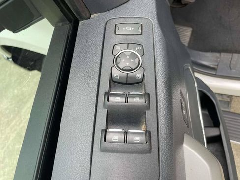Used 2022 Ford F350 Lariat w/ Lariat Ultimate Package AWD/4WD image 16