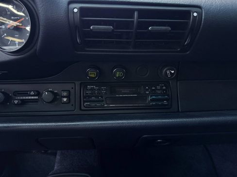 Used 1992 Porsche 911 Carrera image 22
