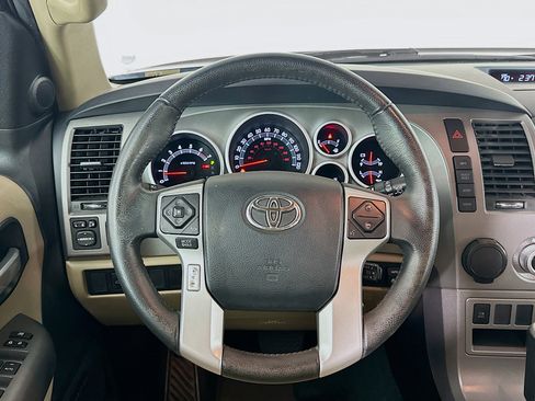 Used 2016 Toyota Sequoia Limited image 17