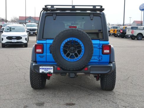 Used 2022 Jeep Wrangler Unlimited Rubicon w/ Cold Weather Group image 5