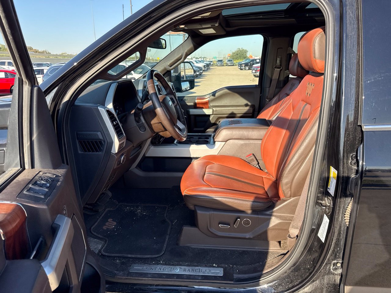 Used 2022 Ford F250 King Ranch w/ King Ranch Ultimate Package AWD/4WD image 19