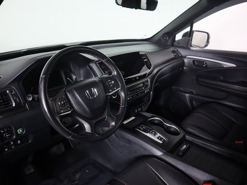 Used 2022 Honda Passport TrailSport image 29