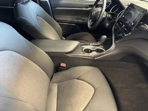 Used 2023 Toyota Camry LE image 6