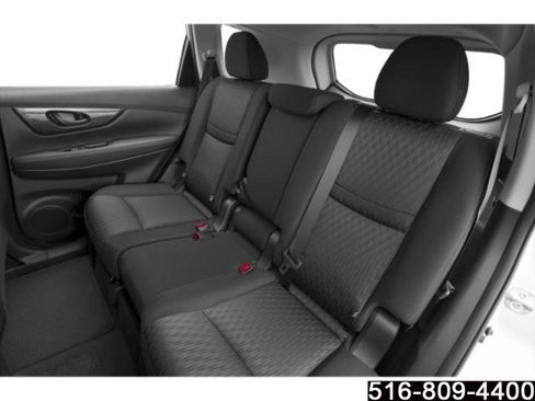 Used 2020 Nissan Rogue SV AWD/4WD image 16