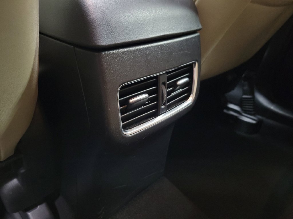 Used 2019 MAZDA CX-5 Touring FWD image 32