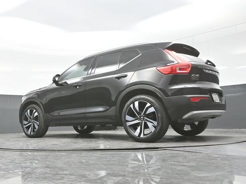 Used 2024 Volvo XC40 B5 Ultimate w/ Protection Package Premier AWD/4WD image 30